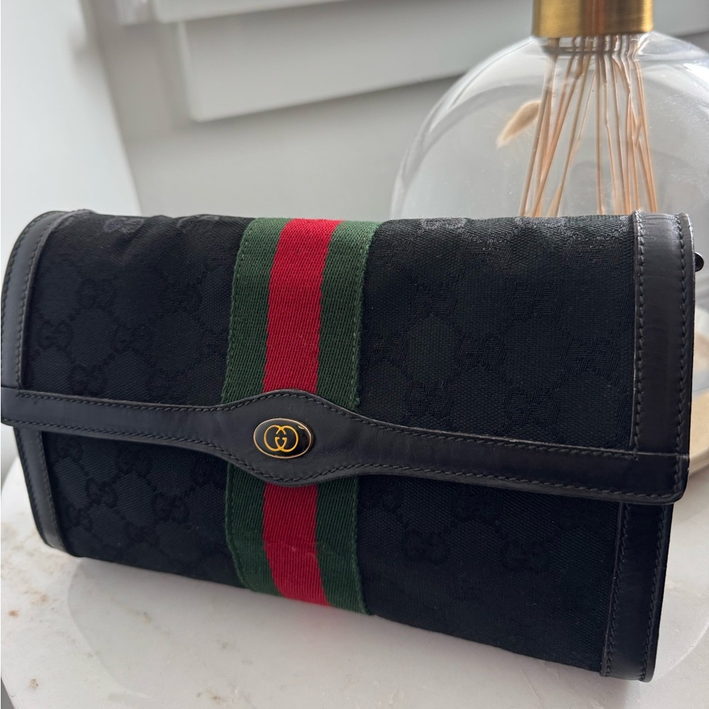 Gucci Black Crossbody Bag with Green and Red Web Stripe